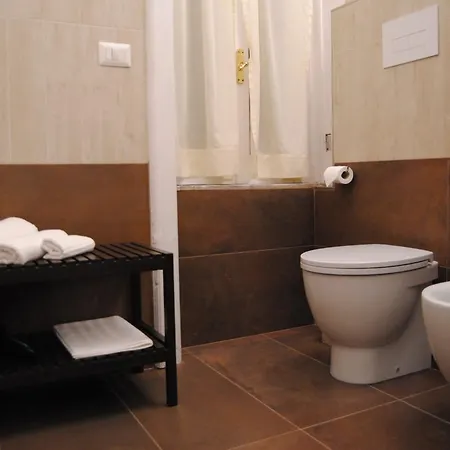 Lei Bed & Breakfast 3*